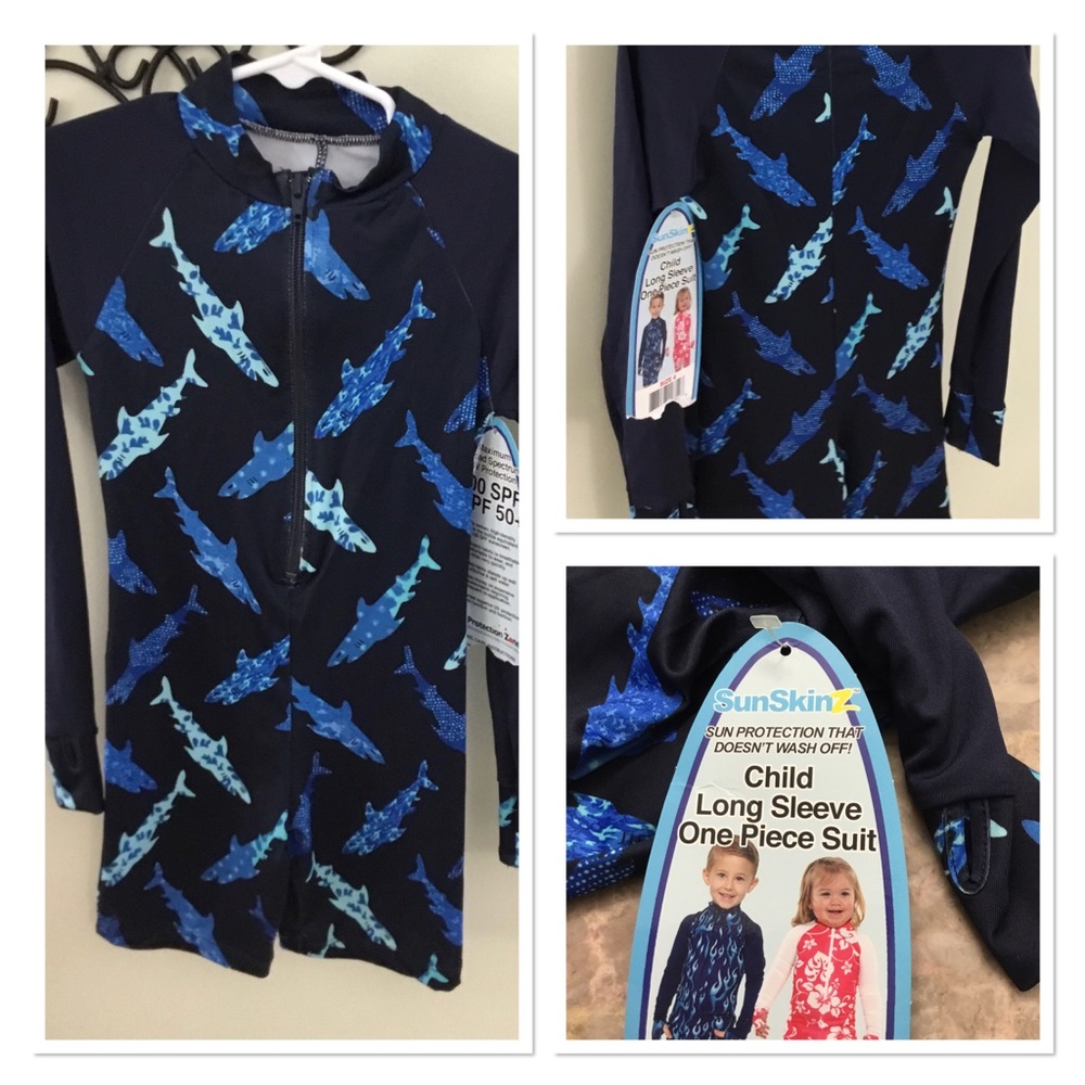 🚨Final Sale🚨!! NWT Sunskin Kids Long Sleeve OnePiece Swimsuit Size 4